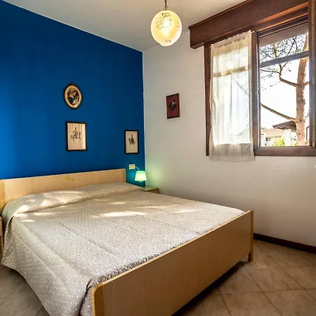 Locazione Turistica Pino 1 Apartman *