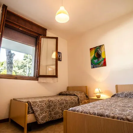 Apartman Locazione Turistica Pino 1